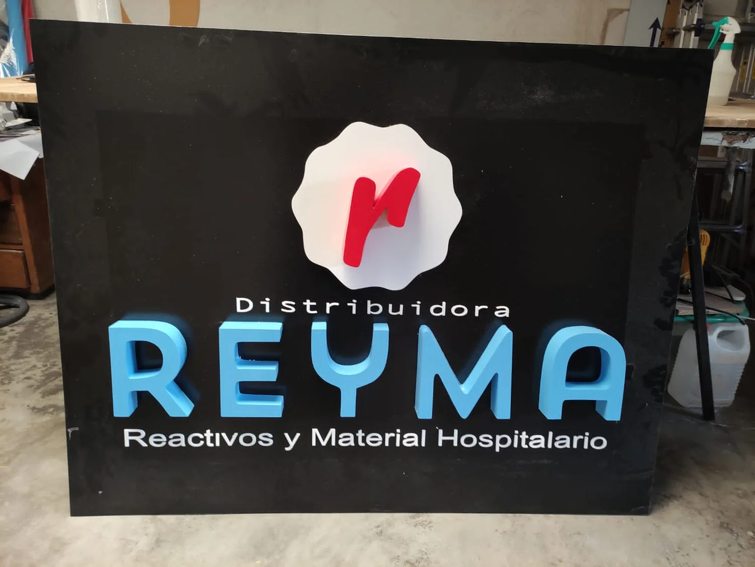 Rótulo de Distribuidora Reyma
